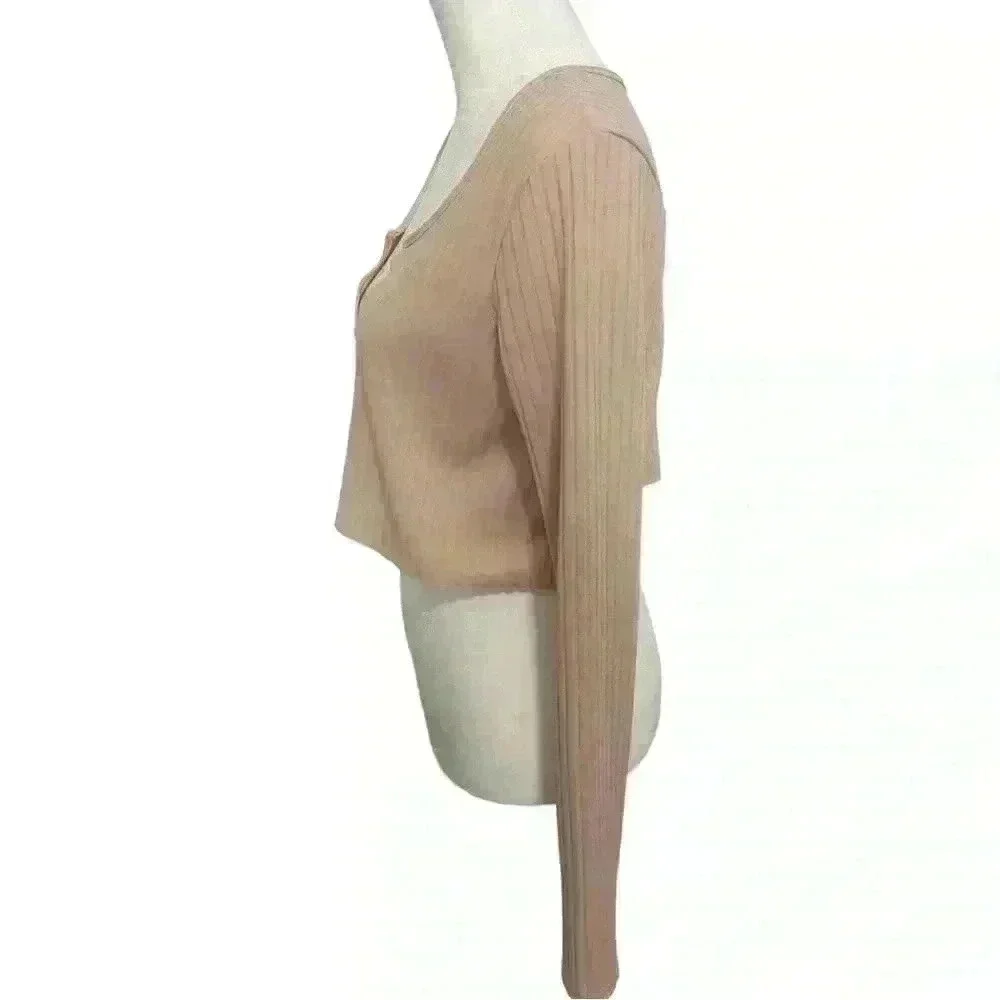 PrettyLittleThing Long Sleeve Rib Raw V Crop Top